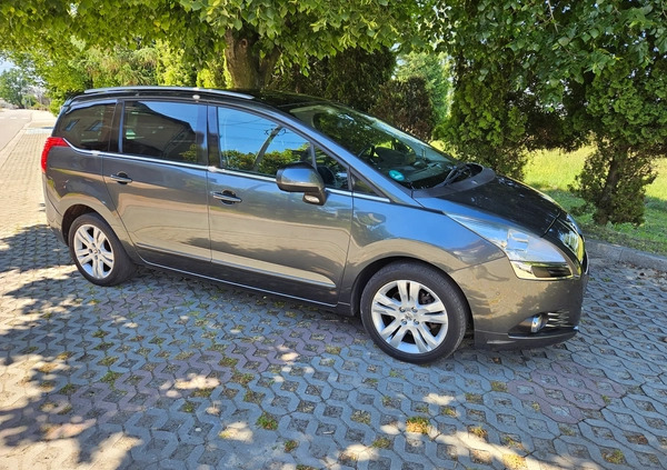 Peugeot 5008 cena 21900 przebieg: 216000, rok produkcji 2011 z Sompolno małe 781